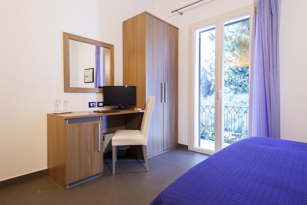 Double Room Balcony,396382404:JPEG